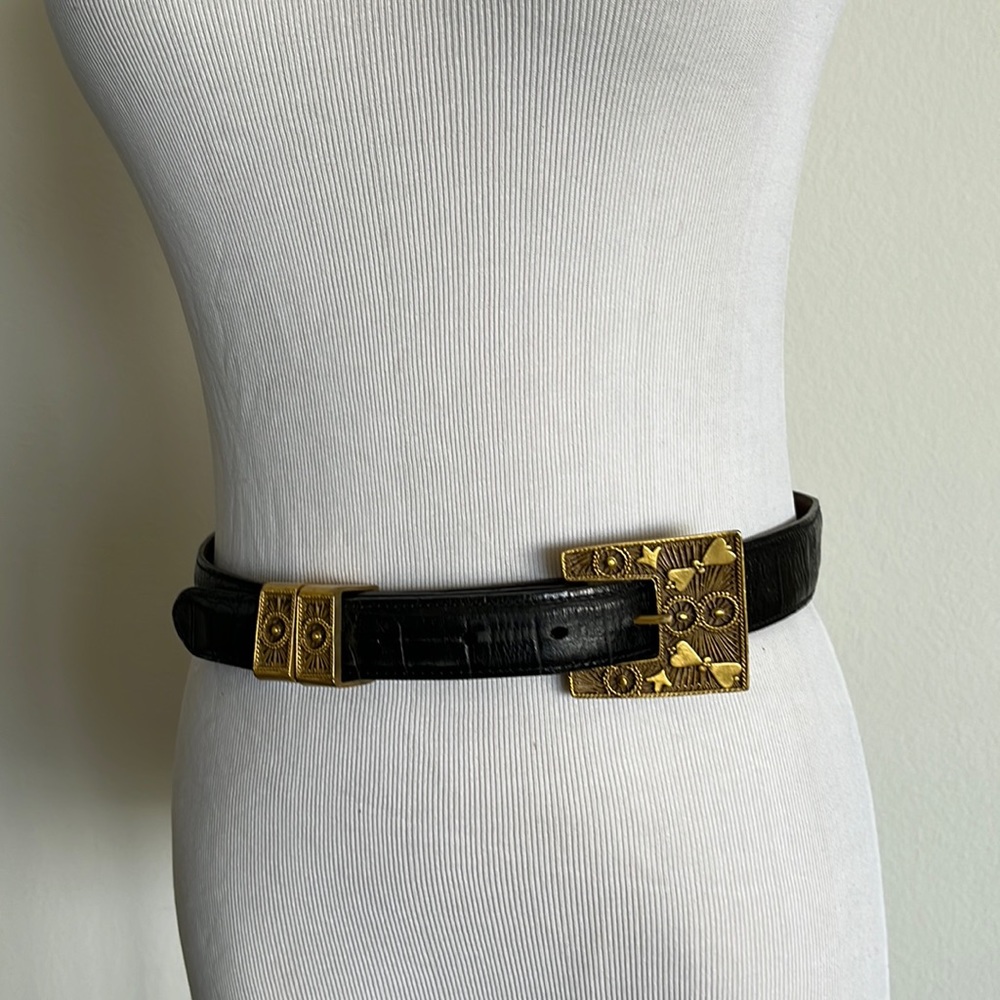 Woman’s black belt size medium Dash 85 genuine calfskin